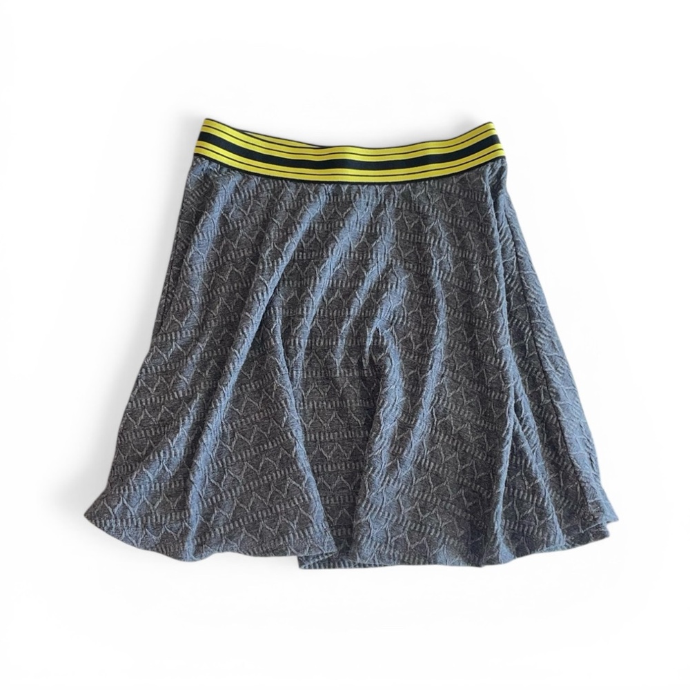 Princess Vera Wang Textured Knit Skater Skirt in Gray & Yellow - Women’s Size S